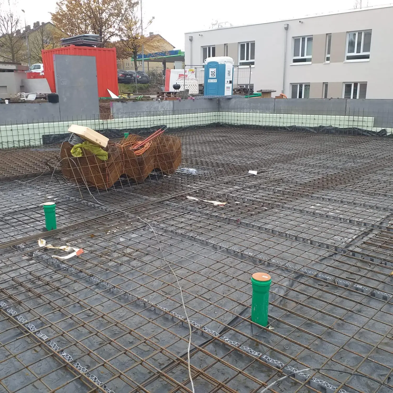 Betonplattenbau durch MWH Bau GmbH